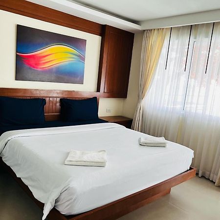 Patong Terrace Hotel エクステリア 写真