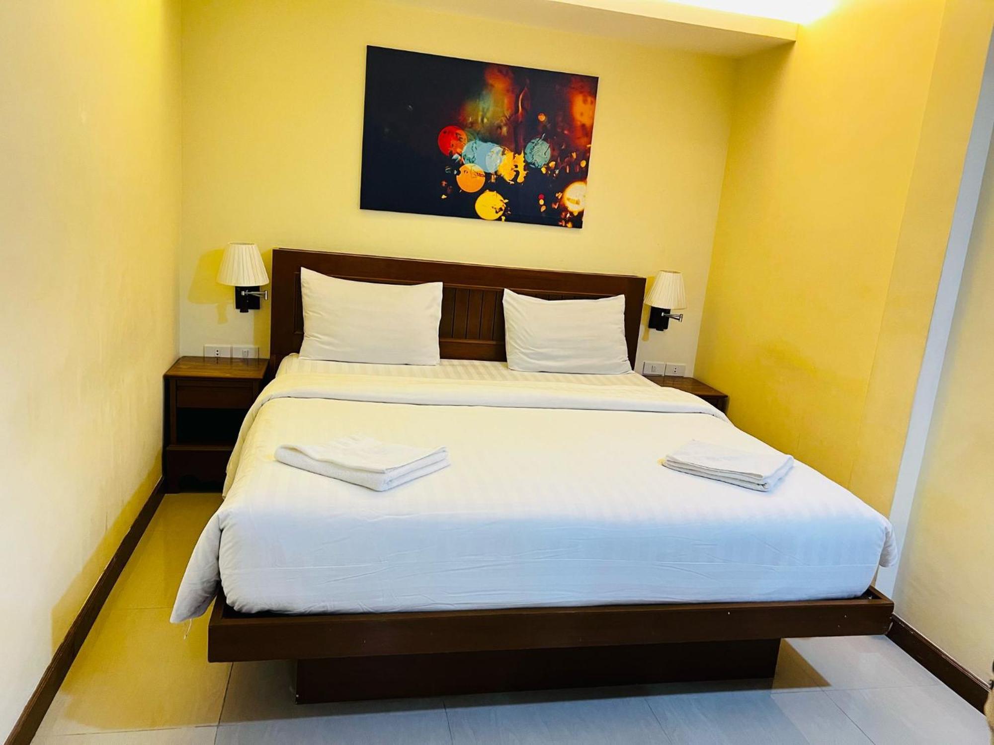 Patong Terrace Hotel エクステリア 写真
